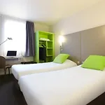 Campanile Paris Est 3*