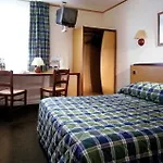 Campanile Prime - Paris Bobigny Hotel 3*