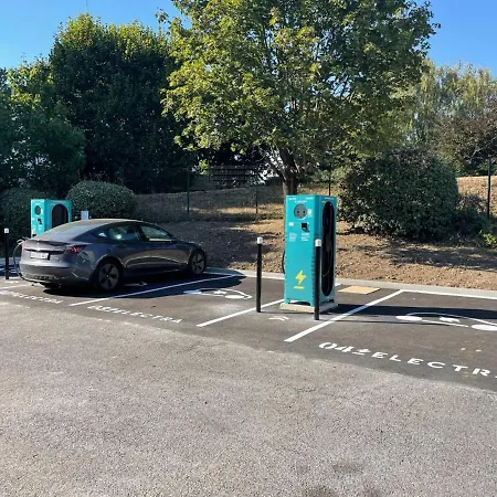 钟楼巴黎东伯比妮酒店 酒店 博比尼