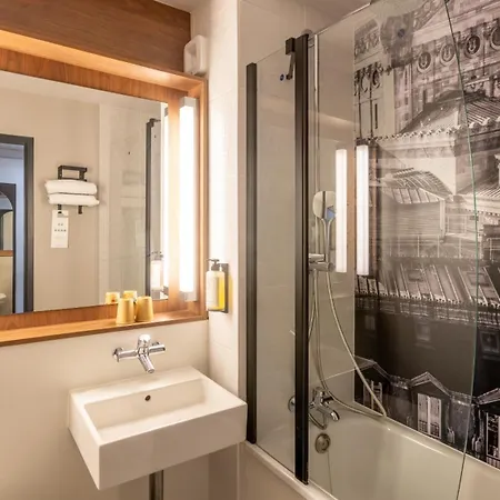 Campanile Prime - Paris 3*