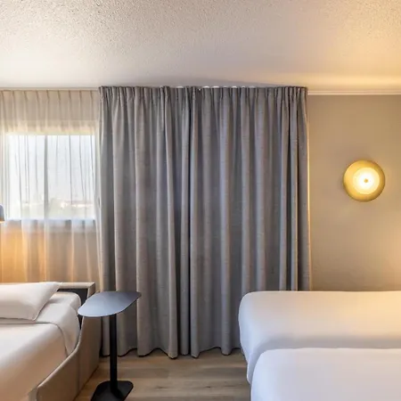 Campanile Prime - Paris