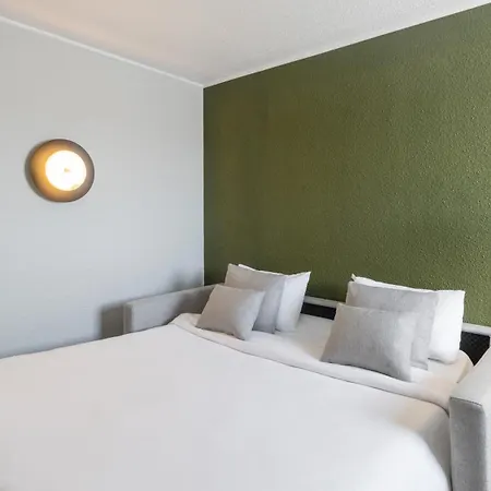 Campanile Prime - Paris فندق 3*