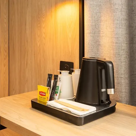 מלון Campanile Prime - Paris 3*
