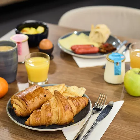 Otel Campanile Prime - Paris Bobigny