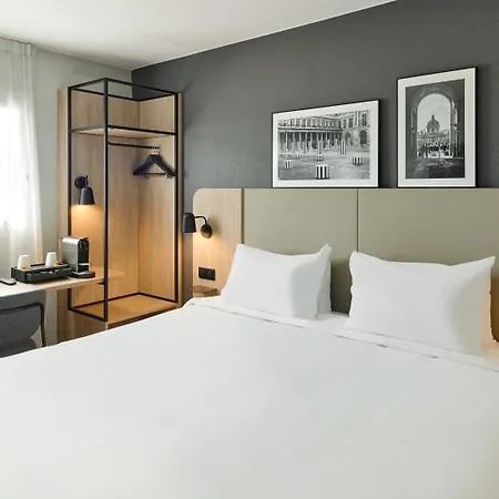 Campanile Prime - Paris