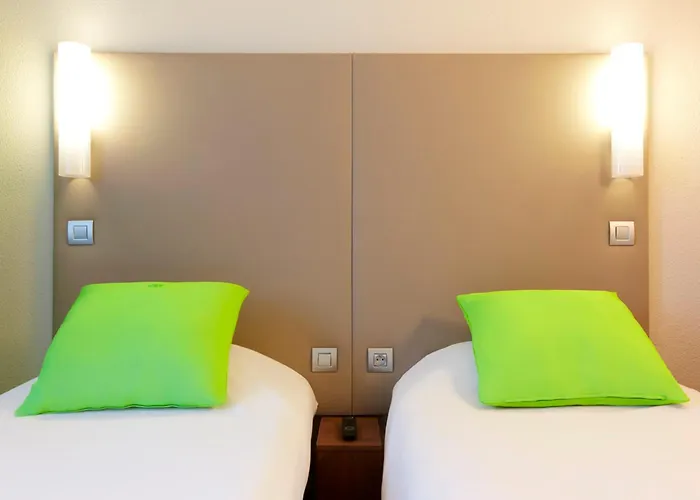 Campanile Paris Est Hotel 3*