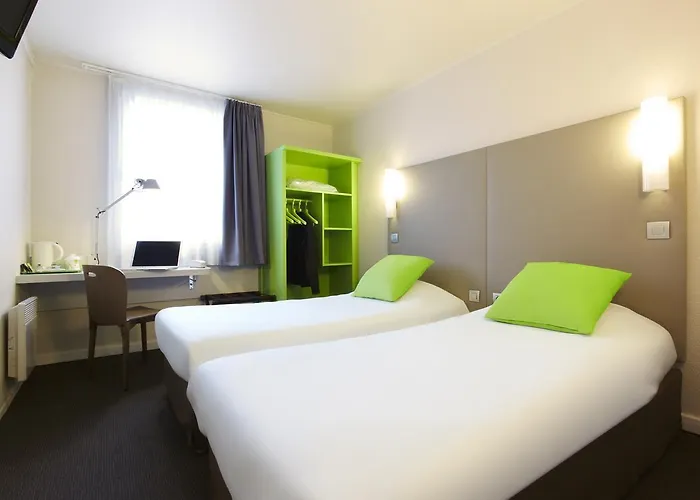 Campanile Paris Est 3*