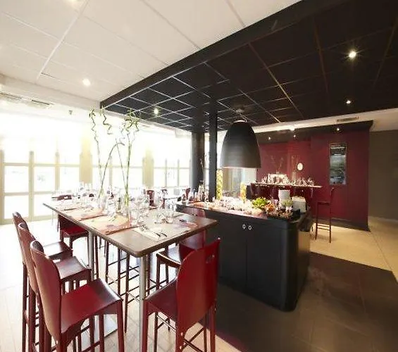 Campanile Paris Est Hotel