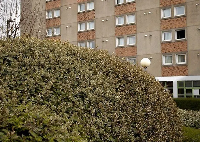 Hotel Campanile Paris Est 3*