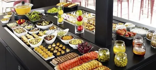 Campanile Paris Est 3* Bobigny