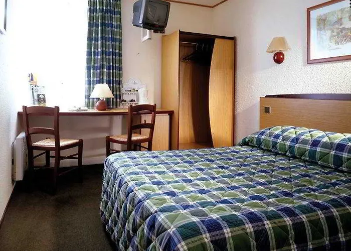 Campanile Paris Est Hotel 3*